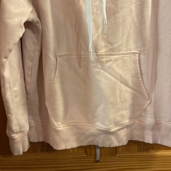 Soft pink large women’s under armor sweatshirt hoodie - Picture 4 of 5